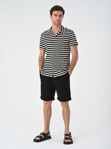 Antioch - Slim Fit Camisa em bege