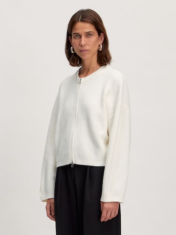 EDITED Knit Cardigan 'Llleana' in White: front