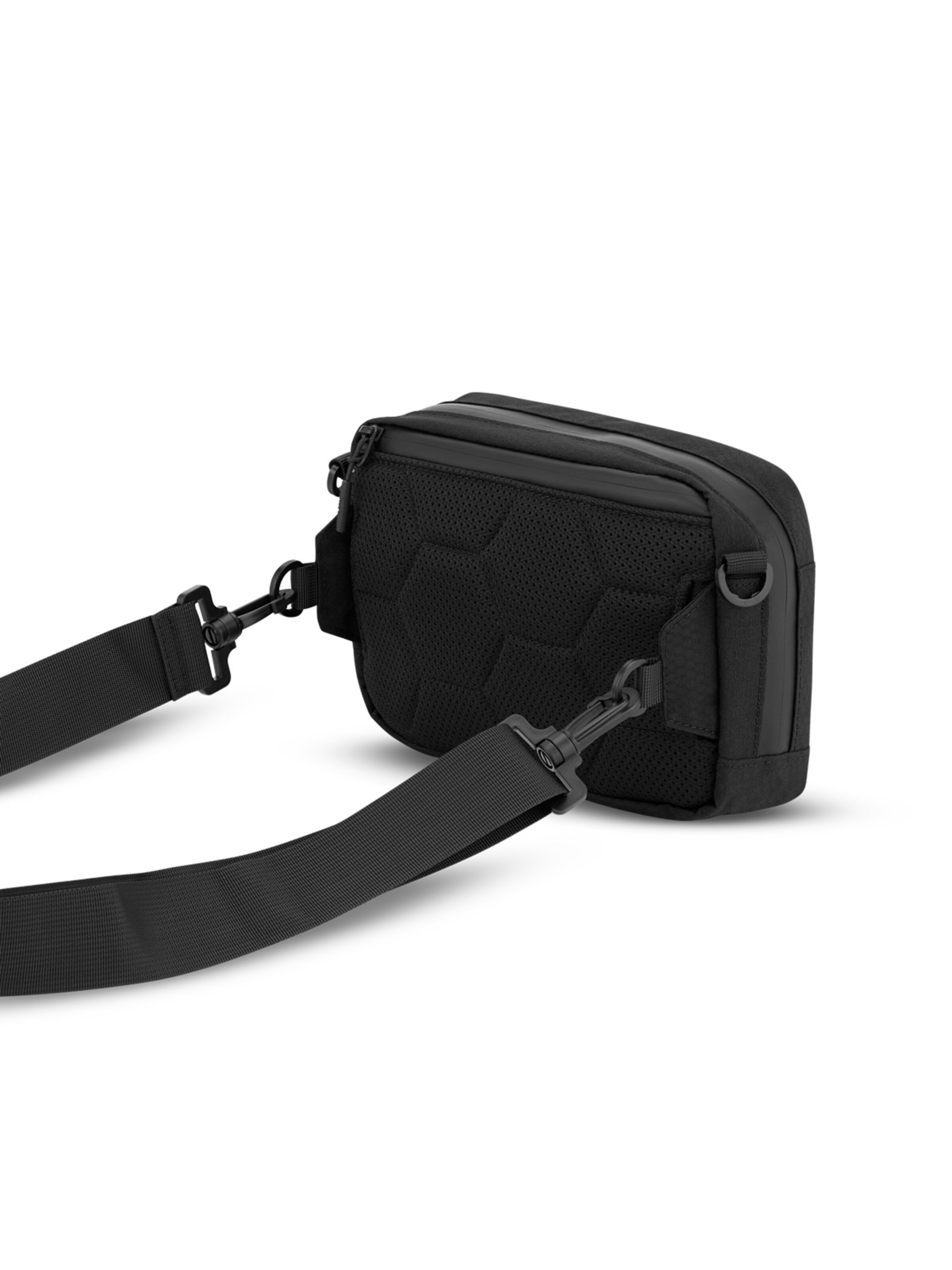 Kapten & Son Umhängetasche 'Banff Chestbag'‌‌‌‌‌‌ in Schwarz