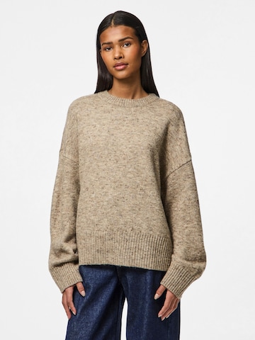 PIECES Pullover 'Nora' in Beige: Vorderseite