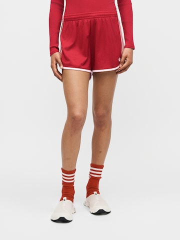 ADIDAS ORIGINALS - regular Pantalón 'SPRINTER' en rojo: frente