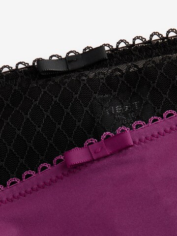 Next Slip in Lila