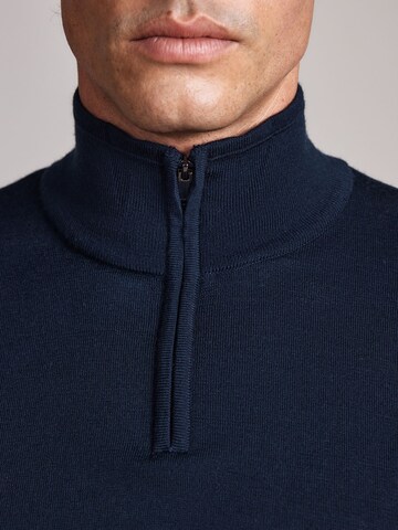 Next Pullover in Blau