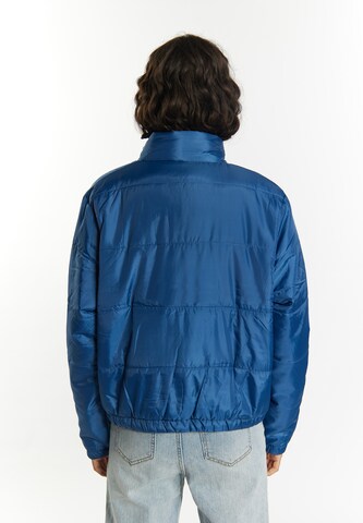 MYMO Between-Season Jacket in Blue