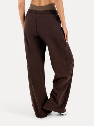 Loosefit Pantalon Smilodox en marron