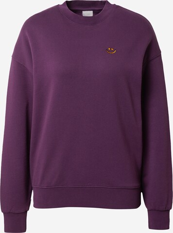 Iriedaily Sweatshirt 'Grin Cat' i lila: framsida