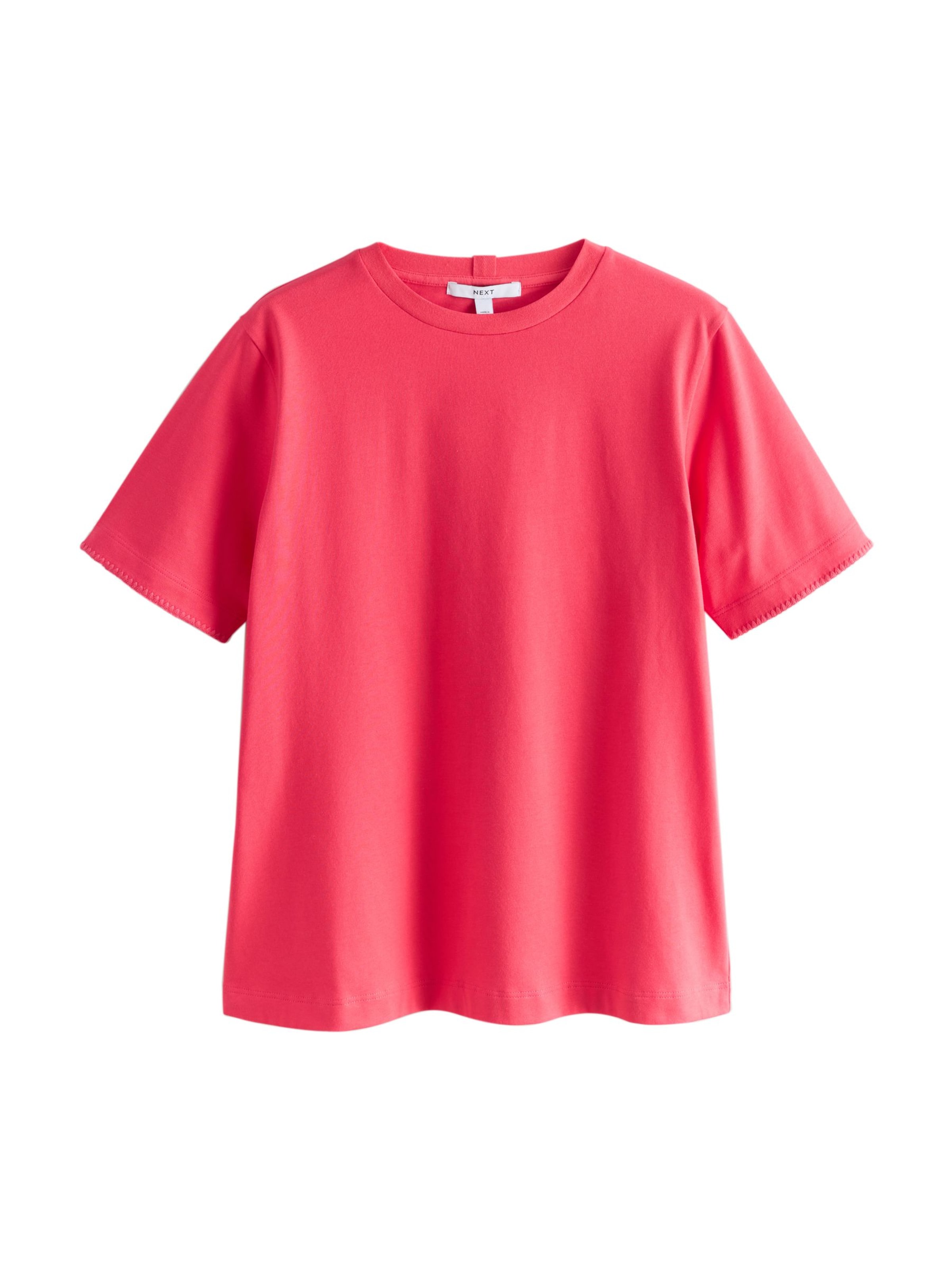 Tricou de la Next pe roz: față