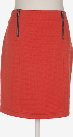 Biba Skirt in M in Red: front