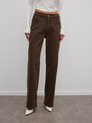 Wide leg Jeans di RÆRE by Lorena Rae in marrone: frontale