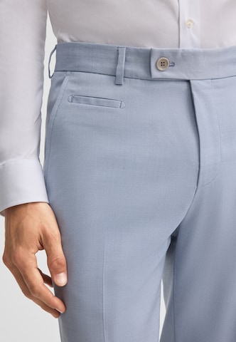 STRELLSON Regular Trousers with creases in Blue