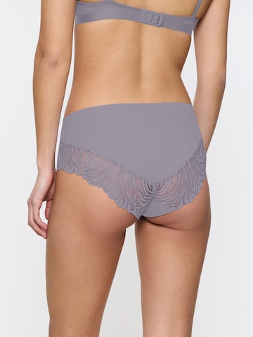 TRIUMPH Maxislip 'Red Label Pretty Micro' in Grau