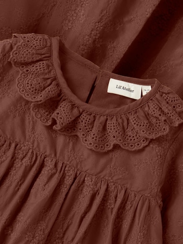 Lil'Atelier - Vestido en marrón