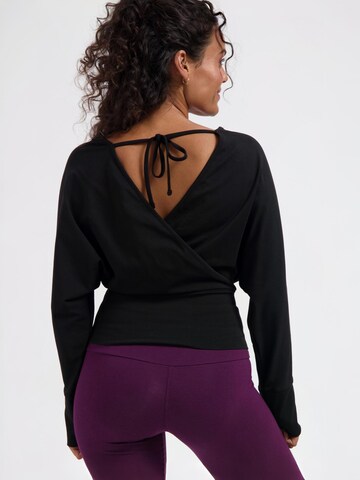 Urban Goddess Yoga & Activewear Sporttop 'Ala' in Schwarz