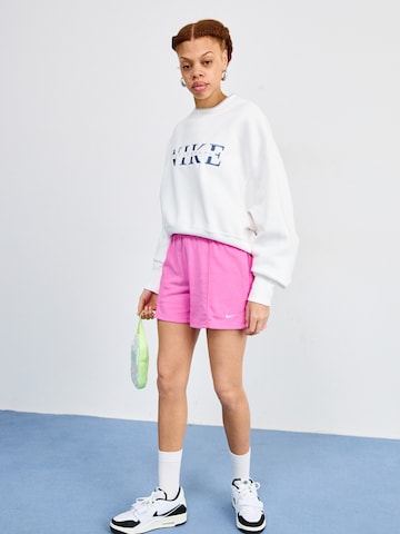 Nike Sportswear - regular Pantalón en rosa
