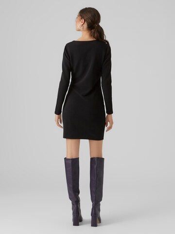 VERO MODA - Vestido 'ROXI' em preto