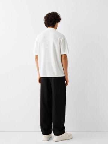 Bershka Regular Fit Hemd in Weiß