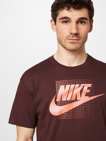 Nike Sportswear Μπλουζάκι 'FUTURA' σε καφέ