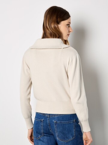 Cardigan bavarois ' ' Apricot en gris