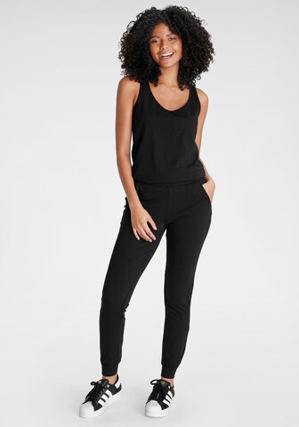 OCEAN SPORTSWEAR Jumpsuit in Black: front