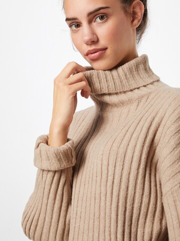Pull-over Stitch and Soul en beige