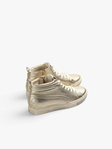 Scalpers Sneakers hoog in Goud