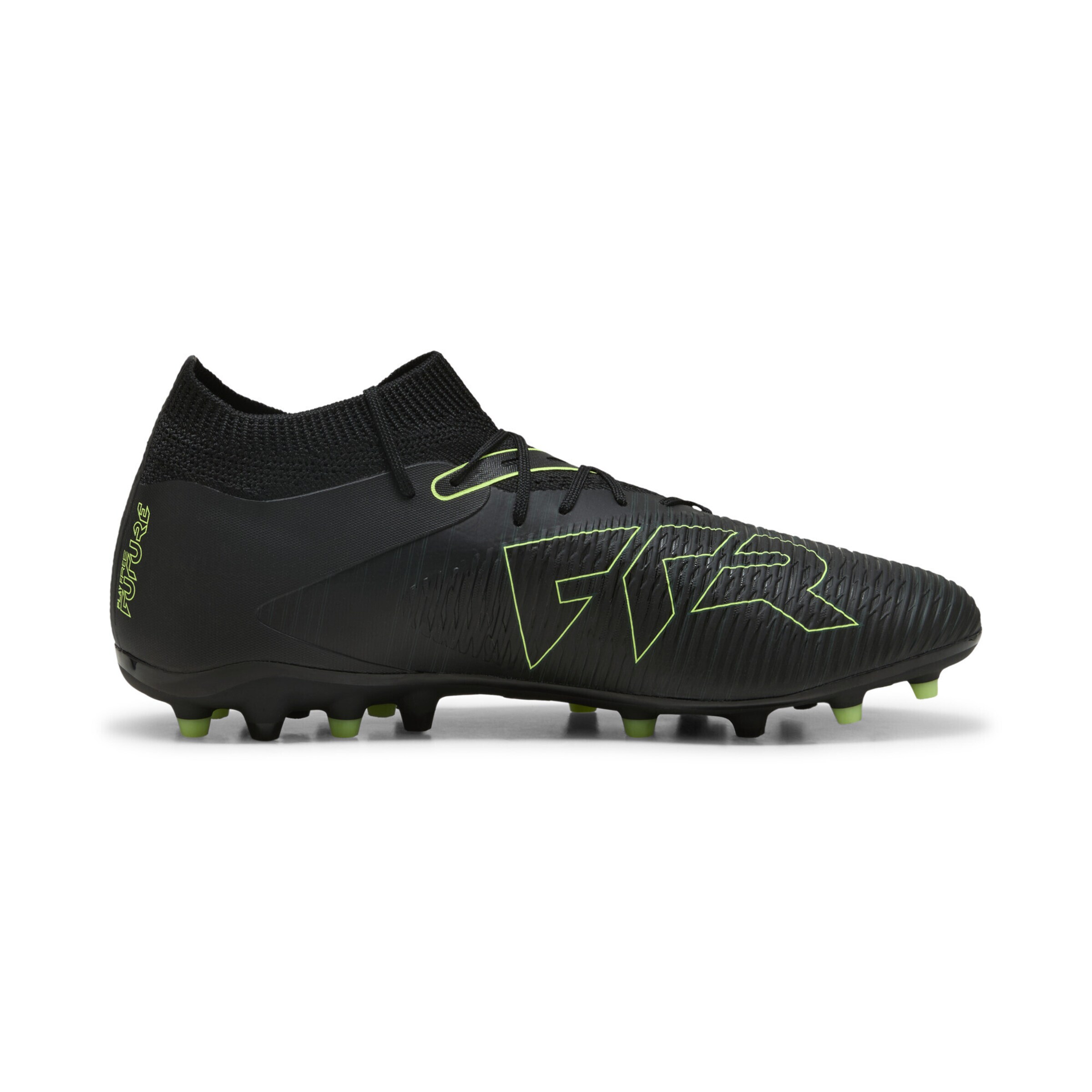 PUMA Soccer shoe in Black