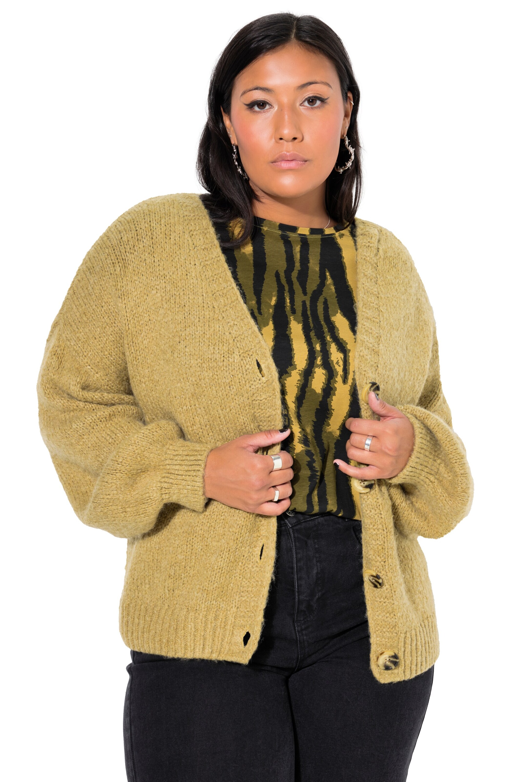 Studio Untold Strickjacke in Grün: Vorderseite