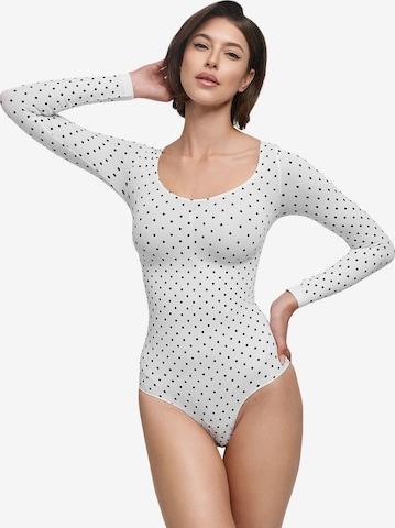 cfab (formerly creamy fabrics) - Body moldeador 'Bodysuit Sculpting Shapewear Longsleeve mit String' en blanco: frente
