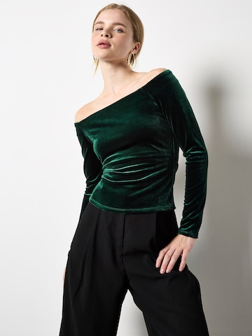 T-shirt Apricot en vert : devant