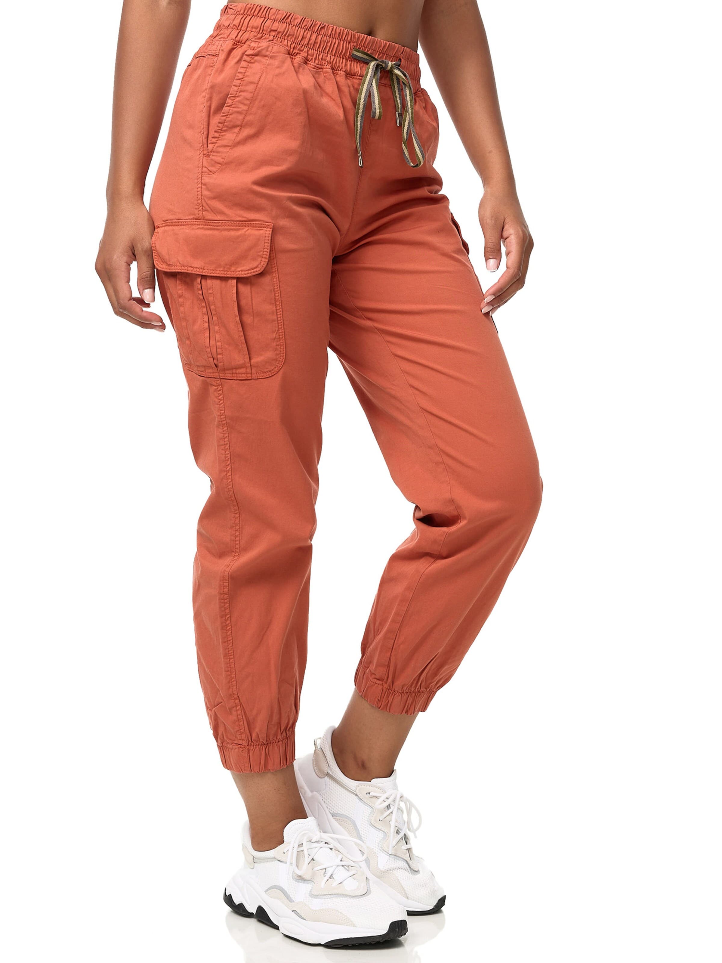 Tapered Pantaloni cargo 'F600' di Tazzio in marrone