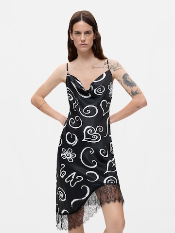 Desigual - Vestido em preto: frente