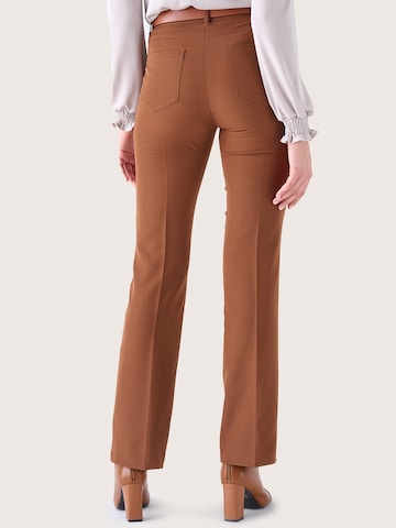 Camomilla Regular Broek 'YARA' in Bruin