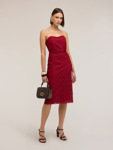 MOTIVI Kleid‌‌‌‌ in Rot: Vorderseite