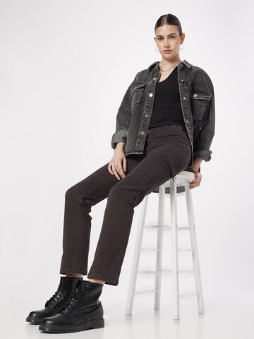 Regular Pantalon cargo 'Brenda' WEEKDAY en gris