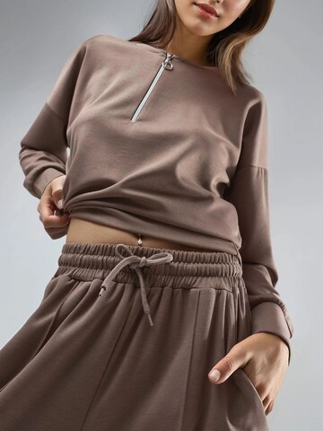 Hiccup - Calças de fato em castanho