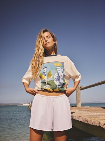 Next Тениска в жълто