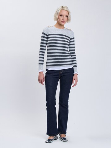 Influencer Pullover in Grau