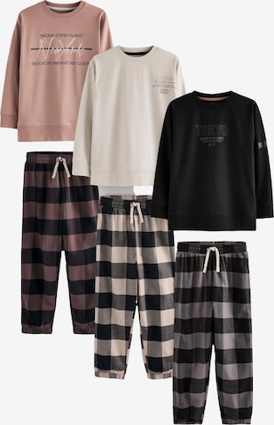 Next Yöpuku värissä beige: etupuoli