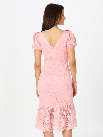 Chi Chi London Kleid 'Crochet' in Pink