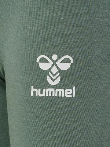 Skinny Pantaloni sportivi 'Onze' di Hummel in verde