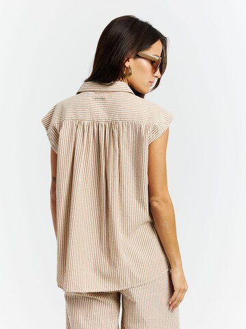 PROTEST Shirt 'PRTPeacy' in Braun