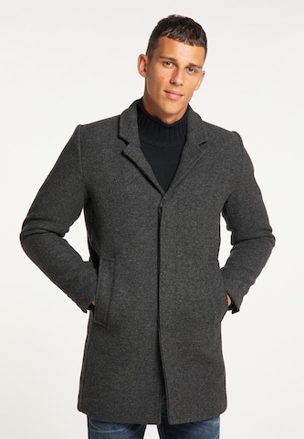 MO Between-Seasons Coat in Grey: front