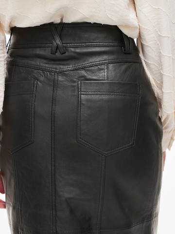 VILA Skirt 'VIOlina' in Black