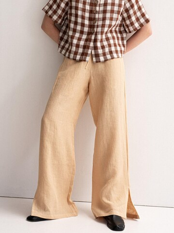 AmourLinen Loosefit Broek 'Leah' in Geel