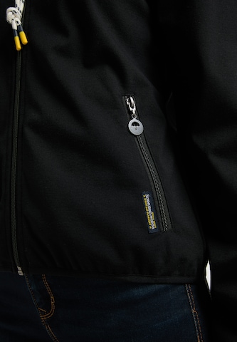 Schmuddelwedda Performance Jacket in Black