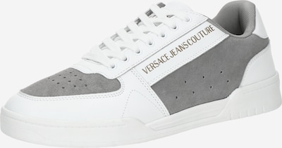 Versace Jeans Couture Niske tenisice 'BROOKLYN' u siva / bijela, Pregled proizvoda