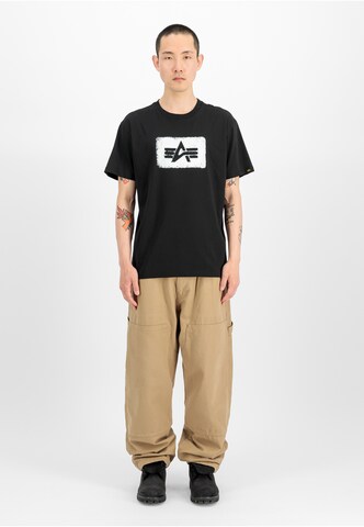 ALPHA INDUSTRIES T-shirt i svart