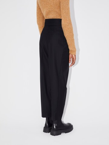 Regular Pantaloni cutați 'Sienna' de la LeGer Premium pe negru