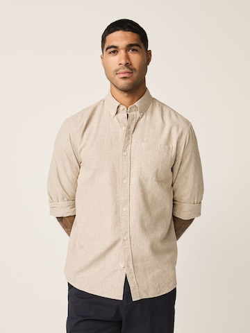 Coupe regular Chemise Next en beige : devant