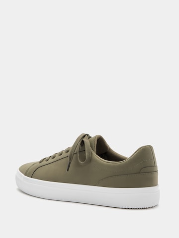 Pull&Bear Platform trainers in Green